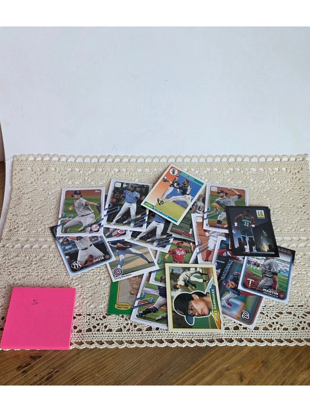 20 Card Mixed Sports Trading Card Lot Baseball Football Basketball Soccer